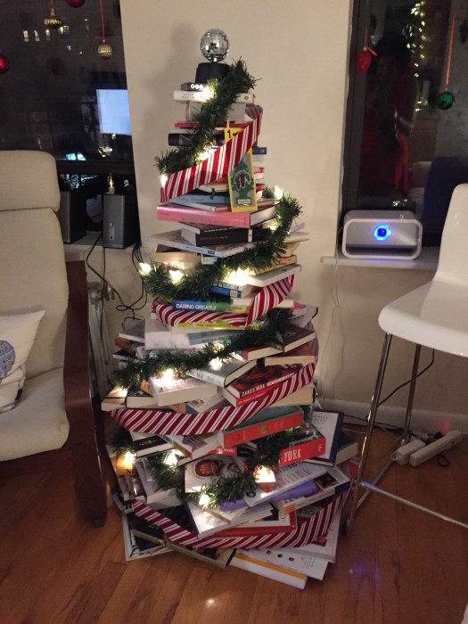  Book tree - and there were books to spare! A true thespian's West Village nook. 